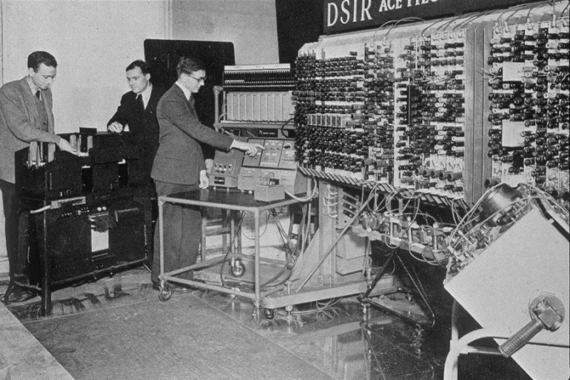 London’s first computer, the fastest in the world at 1MHz. May, 1950.jpg
