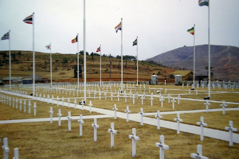 0118 United Nations Cemetery Pusan Korea.jpg