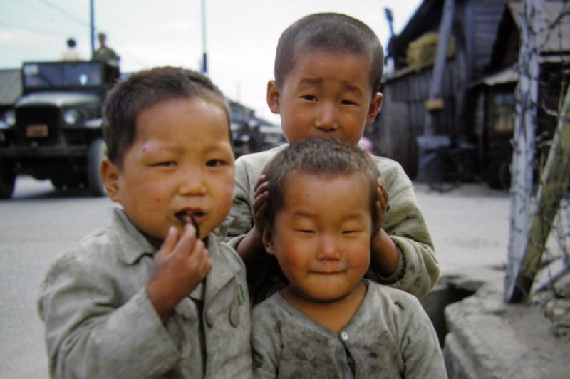 0129 KOREAN War Orphans Living on Street in Pusan Korea 1952.jpg