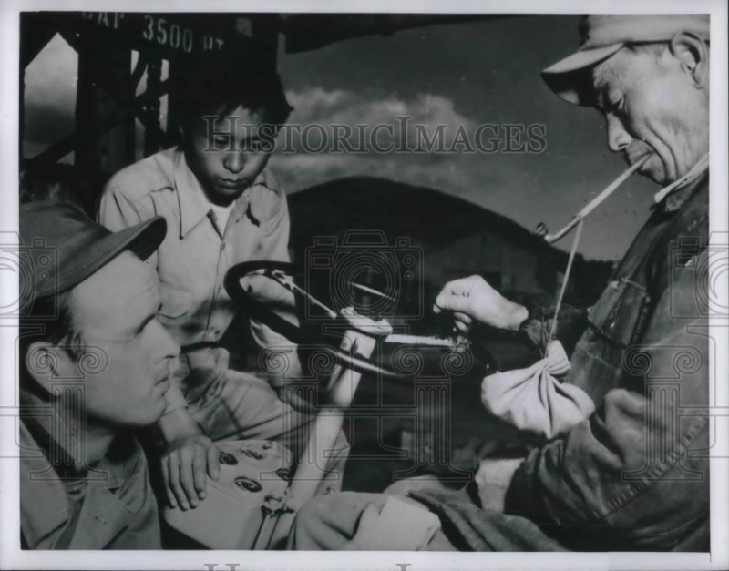 1952 Press Photo Korean Workman Kim Kwon With Tobacco Pouch.JPG