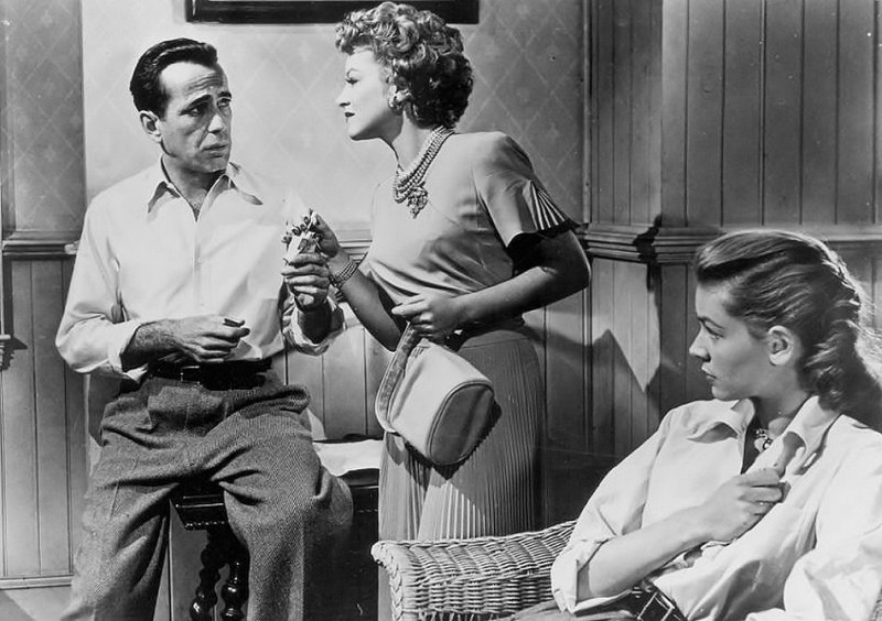 9 Humphrey-Bogart-Claire-Trevor-and-Lauren-Bacall-in-Key-Largo-1948.jpg