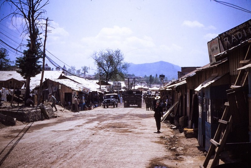 Y 3 IN CHUNCHON 35 MILES FROM III ROK CORPS MAY 1953.jpg