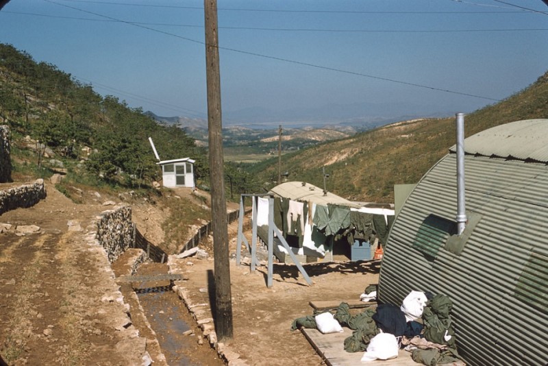 83 Signal relay station, 1957.jpg