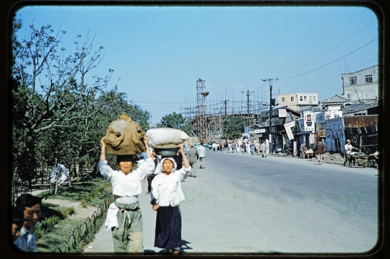 y Original Slide, 1956 Seoul Korea Street Scene, B.jpg