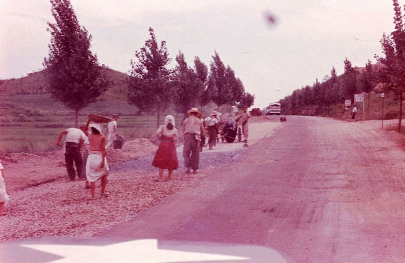 z 113 Road from Ascom to Inchon, 1957.jpg