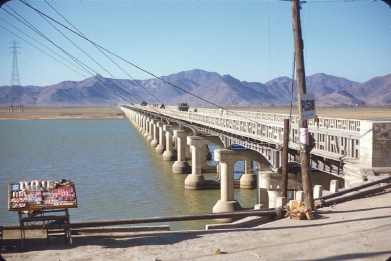 3b Busan Gupo Bridge, 1953.jpg