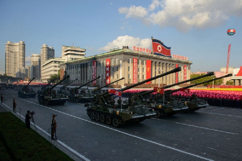 O grande desfile na Coreia do Norte (10).jpg