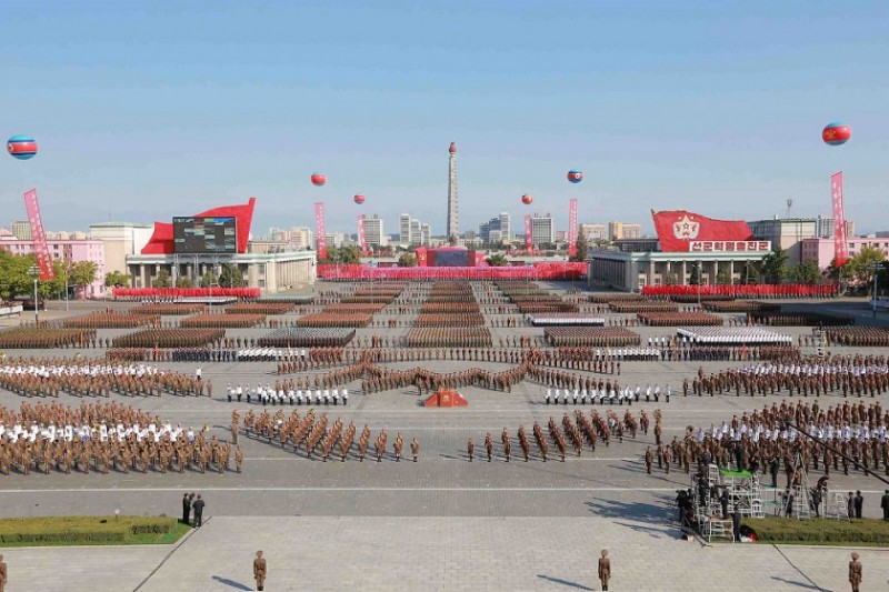 O grande desfile na Coreia do Norte (13).jpg